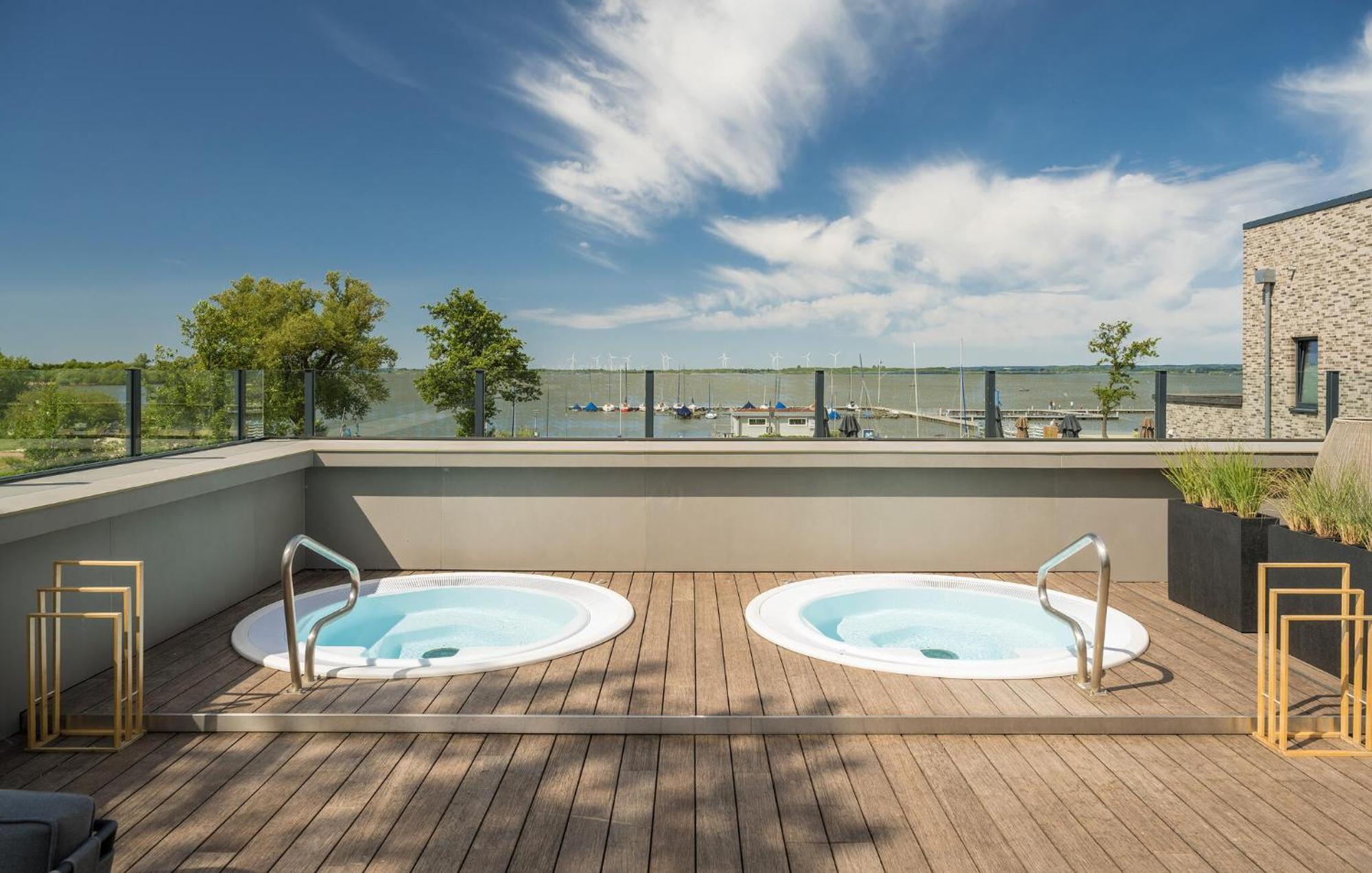 Nice Home In Lembruch-Duemmer See With Sauna מראה חיצוני תמונה