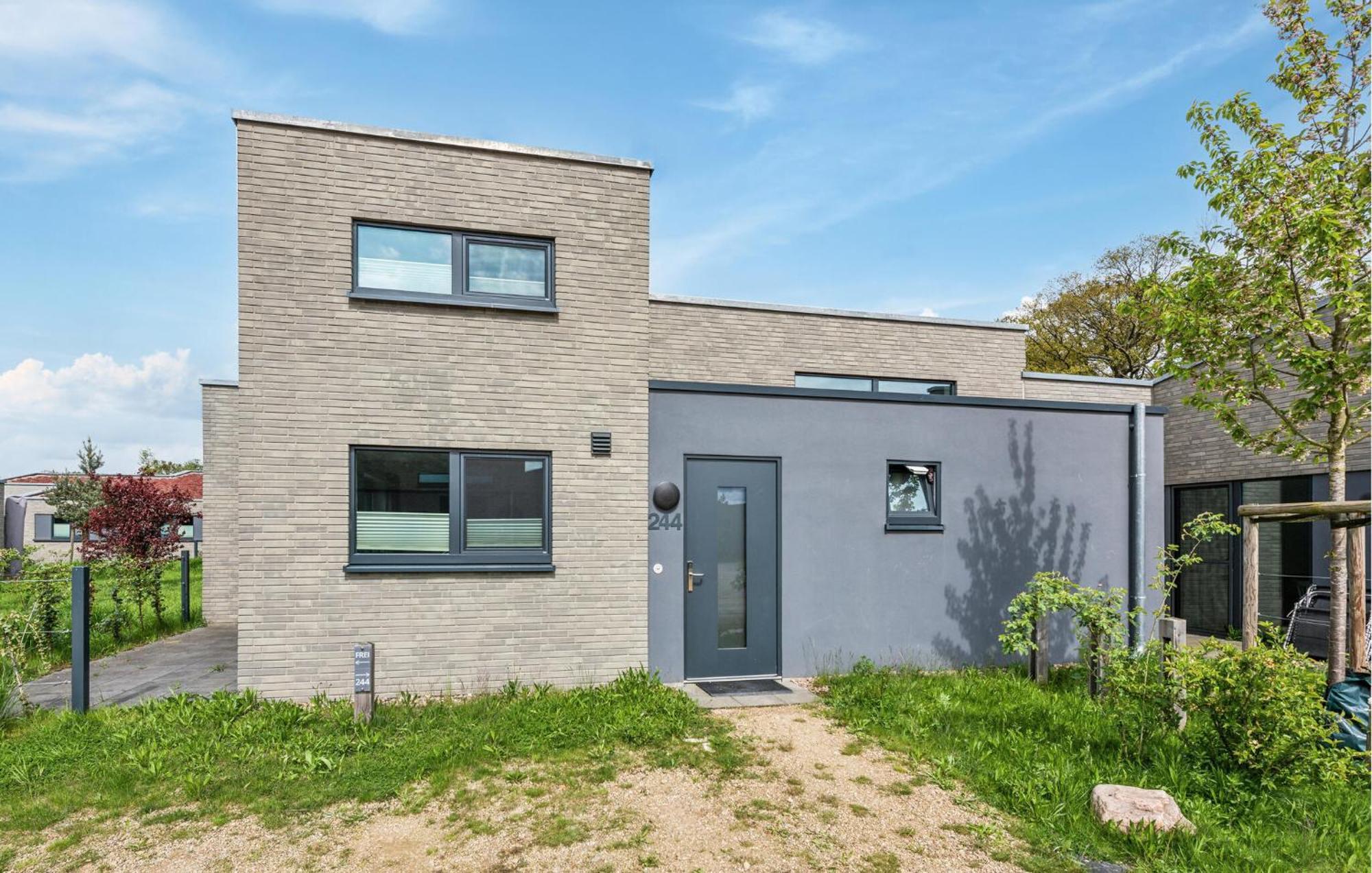 Nice Home In Lembruch-Duemmer See With Sauna מראה חיצוני תמונה