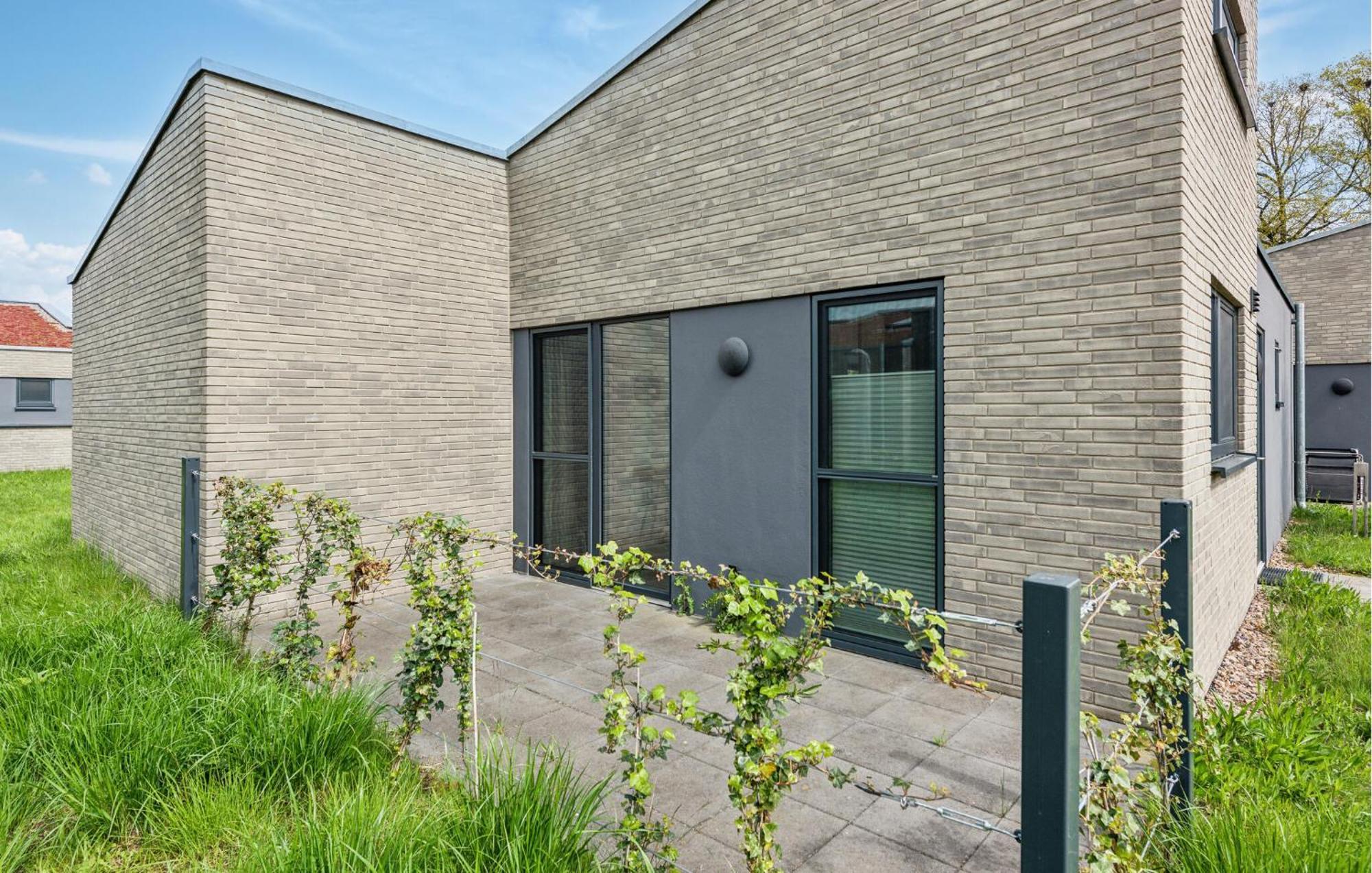 Nice Home In Lembruch-Duemmer See With Sauna מראה חיצוני תמונה